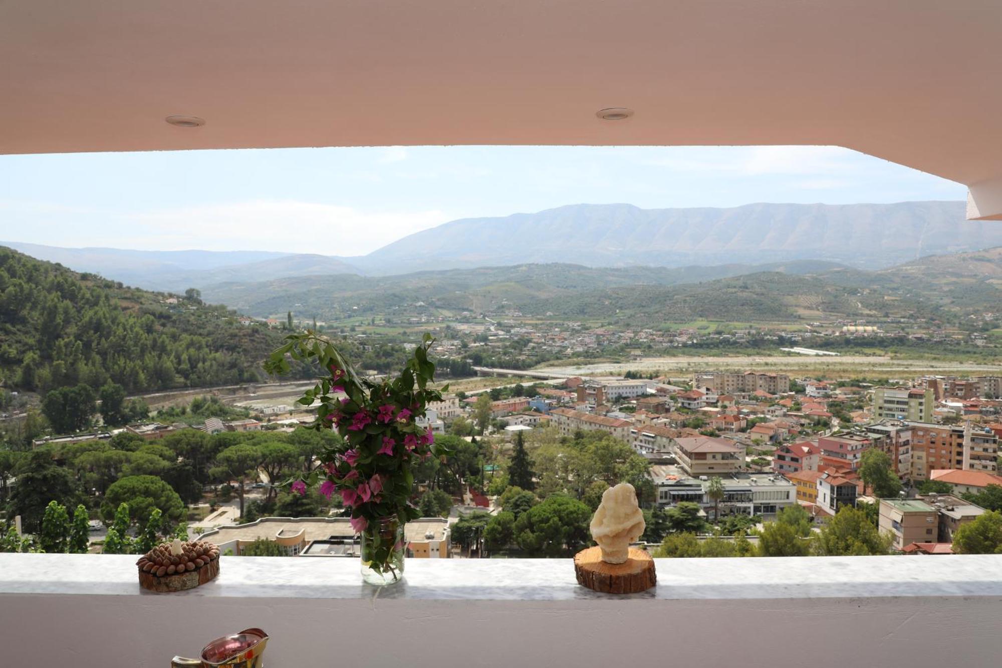 Vila Toska Berat Exterior photo